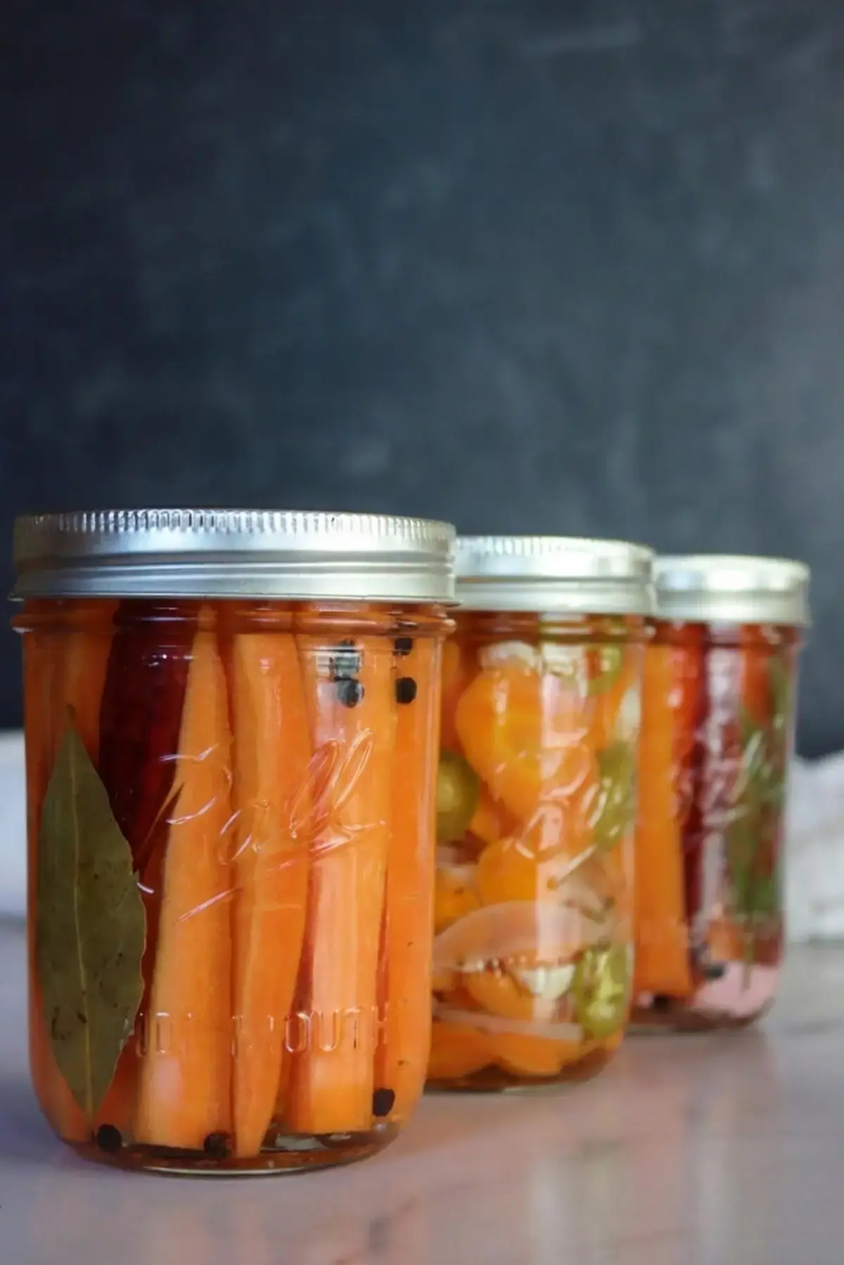 How To Make Pickled Carrots, Spicy Pickled Carrots