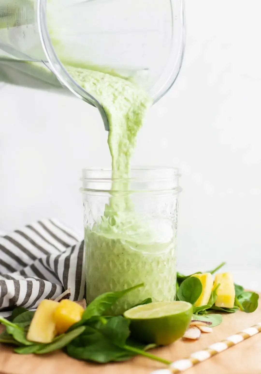 Refreshing Pineapple Weight Loss Smoothie, How To Make The Pineapple Weight Loss Smoothie, Step By Step
