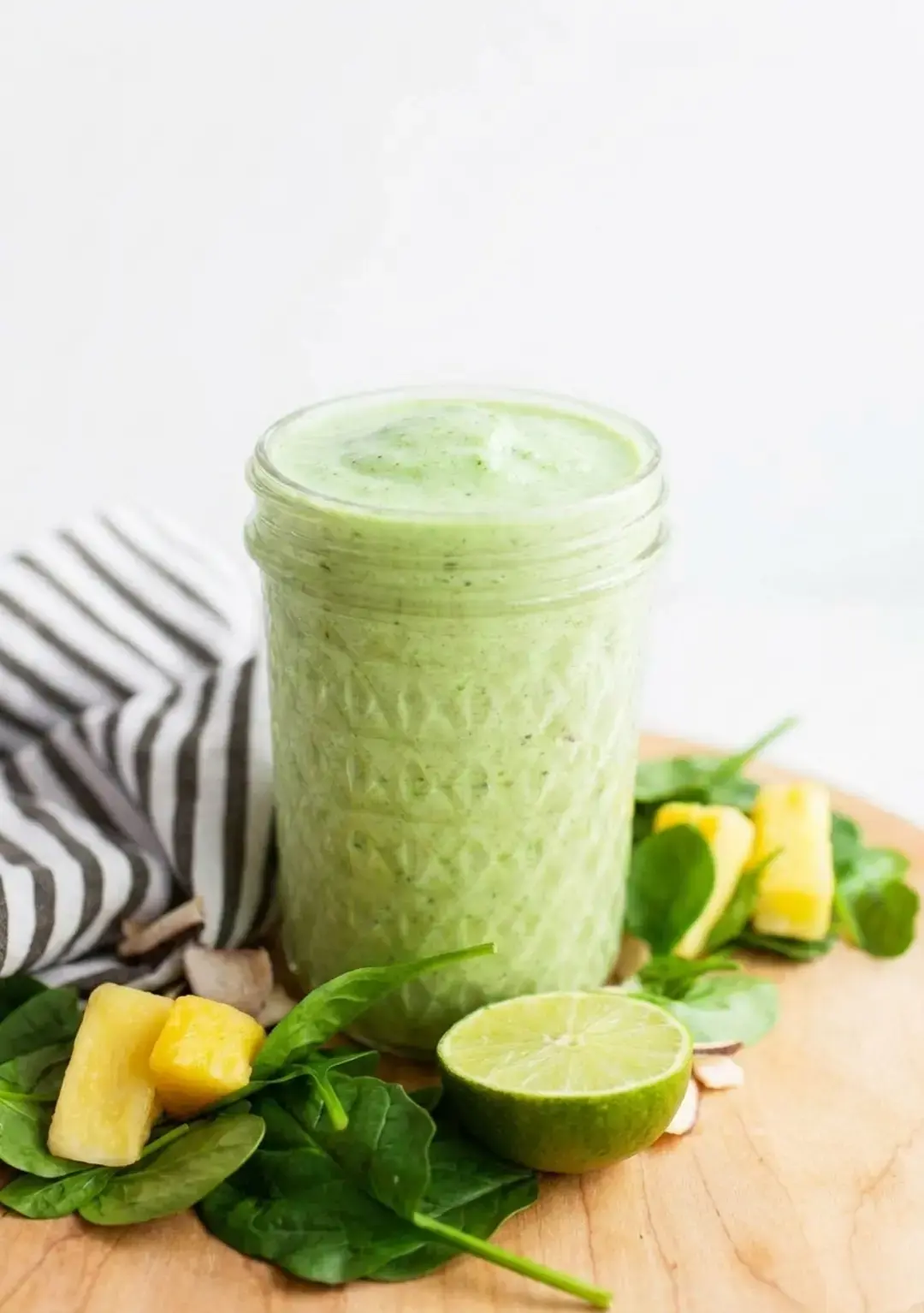 Refreshing Pineapple Weight Loss Smoothie, How To Make The Pineapple Weight Loss Smoothie, Step By Step