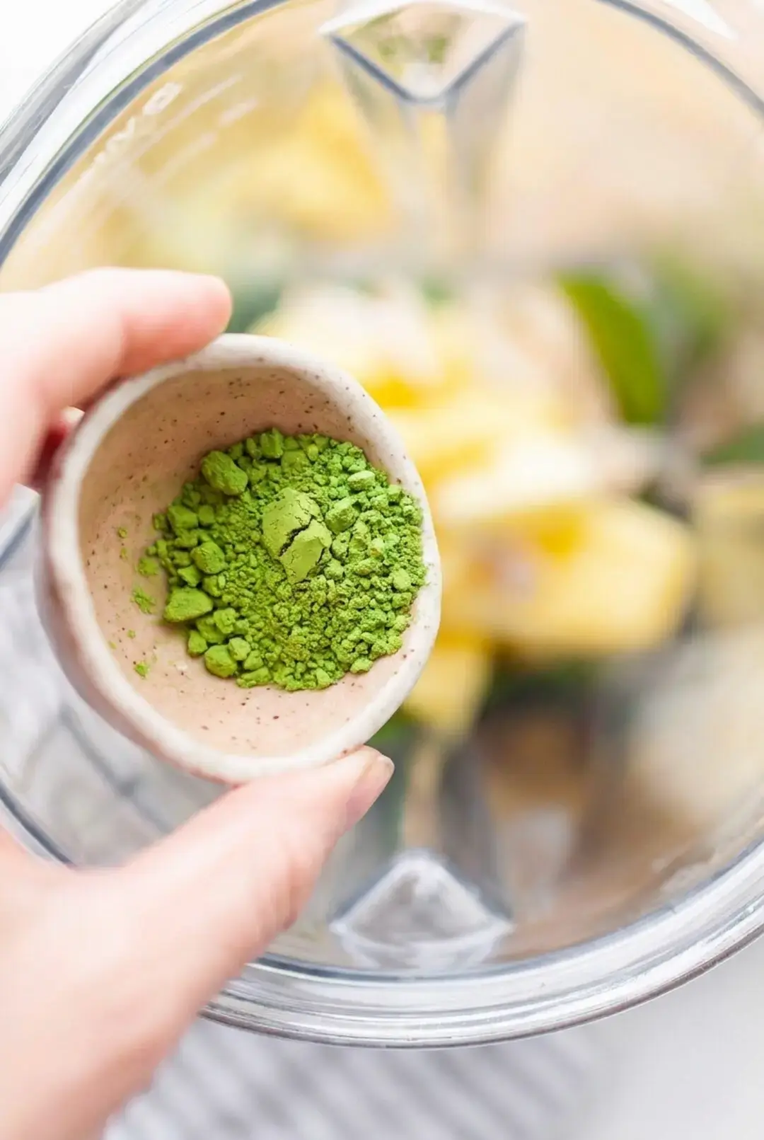 Refreshing Pineapple Weight Loss Smoothie, How To Make The Pineapple Weight Loss Smoothie, Step By Step