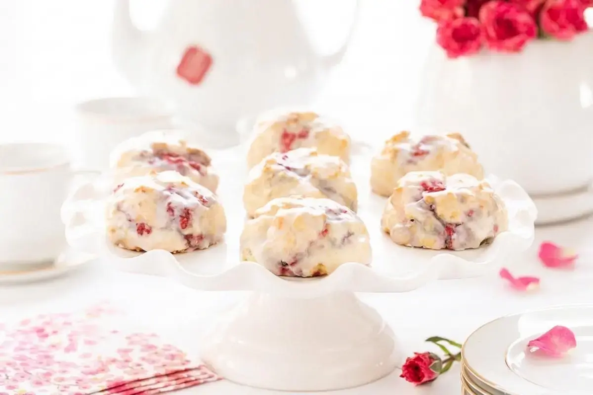 Ridiculously Easy Lemon Raspberry Scones