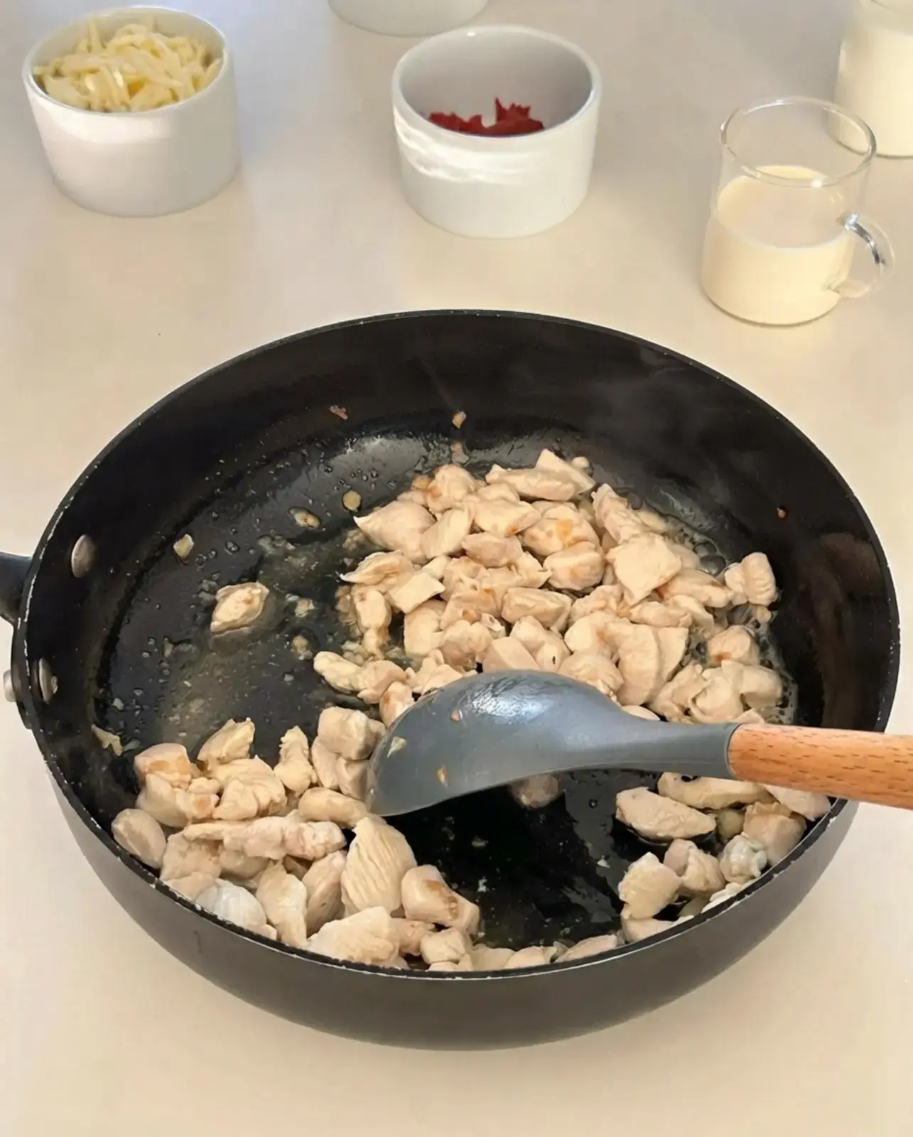 Cheesy Chicken Pasta