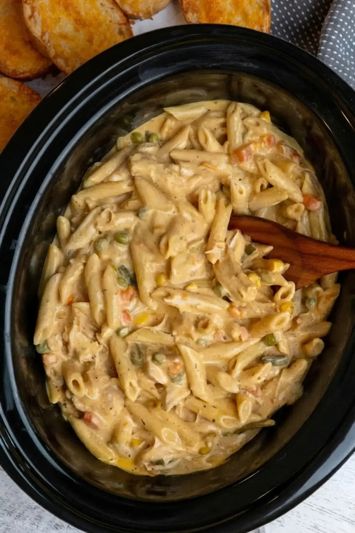 Crock Pot Chicken Pot Pie Pasta