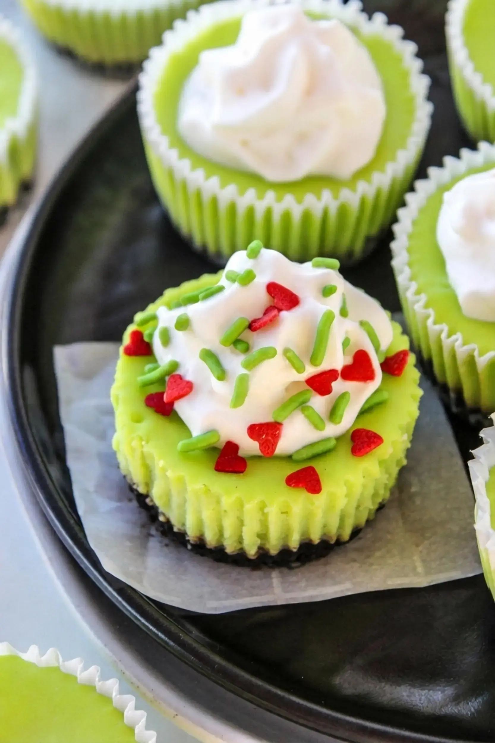 Grinch Mini Cheesecakes, How To Make Grinch Mini Cheesecakes