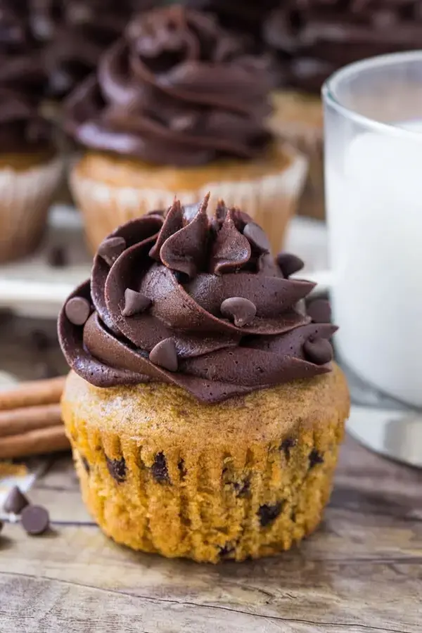 Pumpkin Chocolate Chip Cupcakes, For The Pumpkin Chocolate Chip Cupcakes